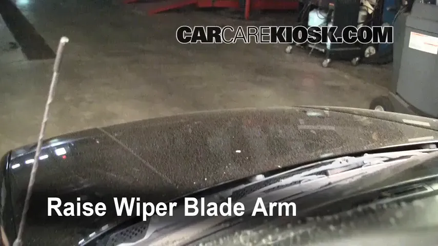2002 Volkswagen Cabrio GLX 2.0L 4 Cyl. Windshield Wiper Blade (Front)